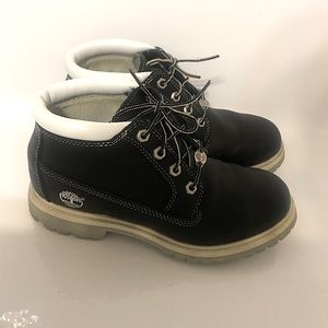 Timberland Black and White Leather Woman’s Boots 7.5